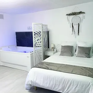 https://le-golf-cosy-spa.hotels-rhonealpes.com