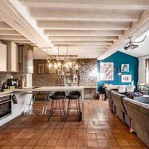 https://the-dock-of-vieux-lyon-parking-included.hotels-rhonealpes.com